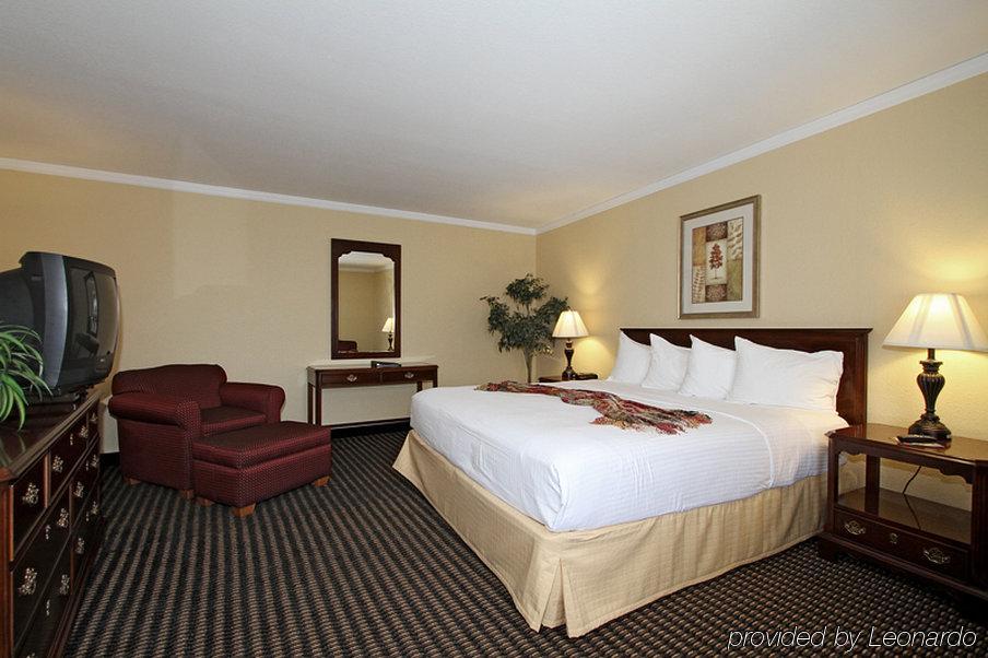 Travelodge By Wyndham Stratton Szoba fotó